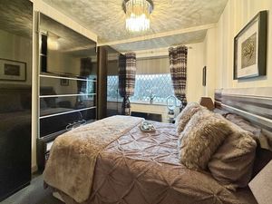 Bedroom 1 - click for photo gallery